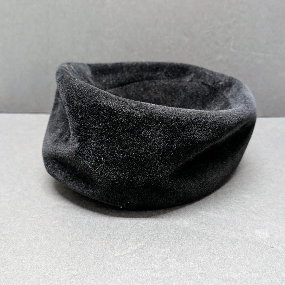 Grevi Firenze Women’s Black Hat Crushed Velvet Cloche Pillbox Beret Cap Italy